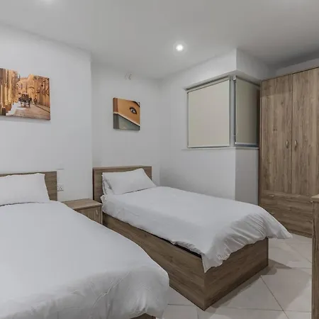 公寓 Two Bedroom 1 Minute Away From The Seafront